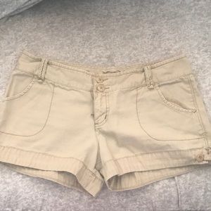 Target Mossimo khaki shorts Size 9